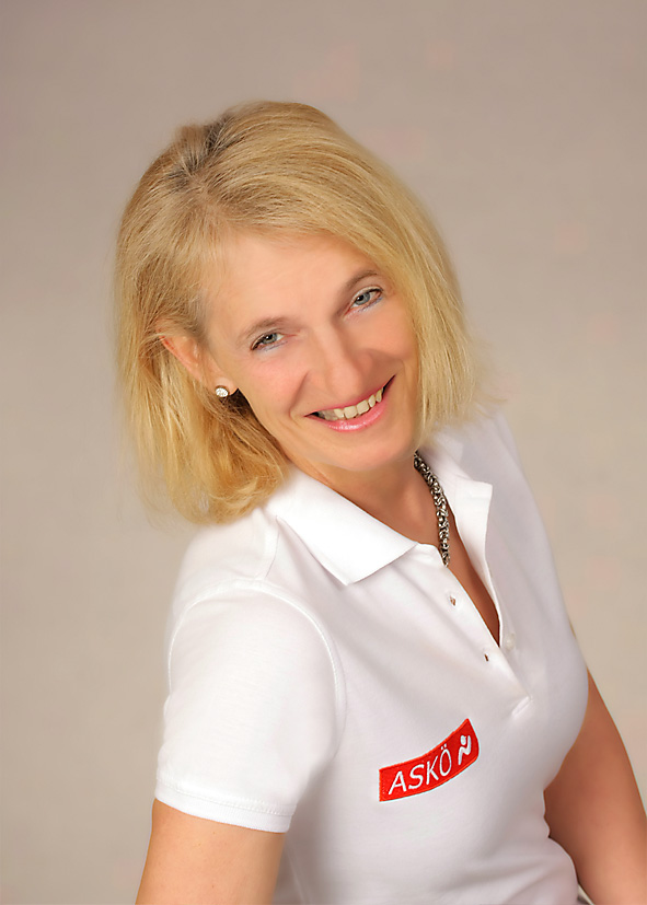 Andrea Miklin
